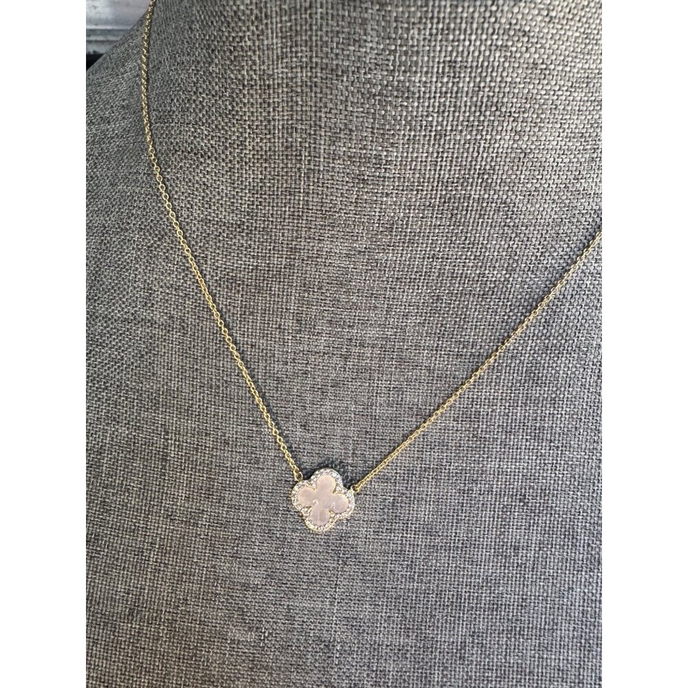Gold-Plated Clover Pendant Necklace With Mother-Of-Pearl Inlay & Rhinestone Acce - Picture 5 of 6